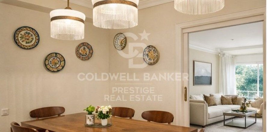 Apartamento en Barcelona, España 3 dormitorios, 220 m2 No. 157143