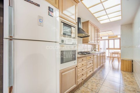 Apartamento en venta en Valencia, València, España 4 dormitorios, 133 m2 No. 157142 - foto 11