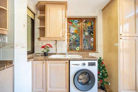 Apartamento en venta en Valencia, València, España 4 dormitorios, 133 m2 No. 157142 - foto 9