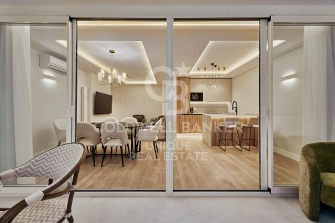 Apartamento en venta en Madrid, España 3 dormitorios, 150 m2 No. 157140 - foto 7