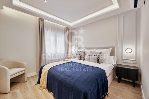 Apartamento en venta en Madrid, España 3 dormitorios, 150 m2 No. 157140 - foto 25