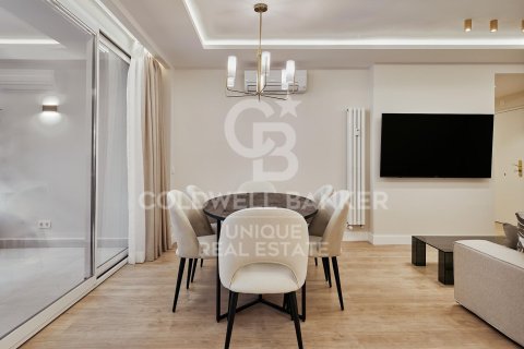 Apartamento en venta en Madrid, España 3 dormitorios, 150 m2 No. 157140 - foto 9