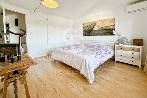 Сasa en venta en L'Escala, Gerona, España 2 dormitorios, 136 m2 No. 157141 - foto 12