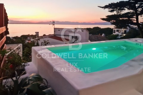 Дом в Л'Эскала, Герона, Испания 2 спальни, 136м2 №157141