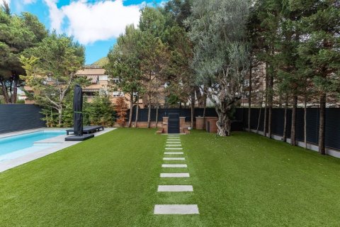 Kaupunkipientalo myytävänä Gava, Barcelona, Espanja, 3 makuuhuonetta, 231 m2 No. 160754 - kuva 26