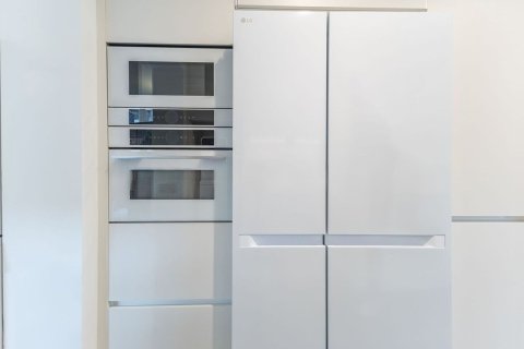 Kaupunkipientalo myytävänä Gava, Barcelona, Espanja, 3 makuuhuonetta, 231 m2 No. 160754 - kuva 3