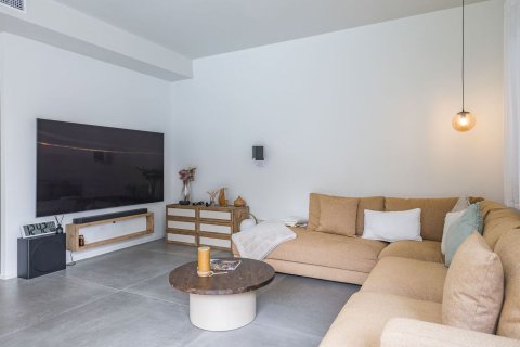 Kaupunkipientalo myytävänä Gava, Barcelona, Espanja, 3 makuuhuonetta, 231 m2 No. 160754 - kuva 14