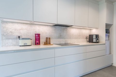 Kaupunkipientalo myytävänä Gava, Barcelona, Espanja, 3 makuuhuonetta, 231 m2 No. 160754 - kuva 5