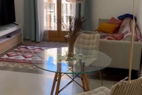 Huoneisto myytävänä Barcelona, Espanja, 2 makuuhuonetta, 65 m2 No. 160755 - kuva 10