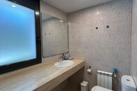 Talo myytävänä Sant Feliu de Guixols, Girona, Espanja, 6 makuuhuonetta, 240 m2 No. 160753 - kuva 24