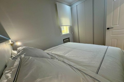 Huoneisto myytävänä Madrid, Espanja, 2 makuuhuonetta, 111 m2 No. 165934 - kuva 10