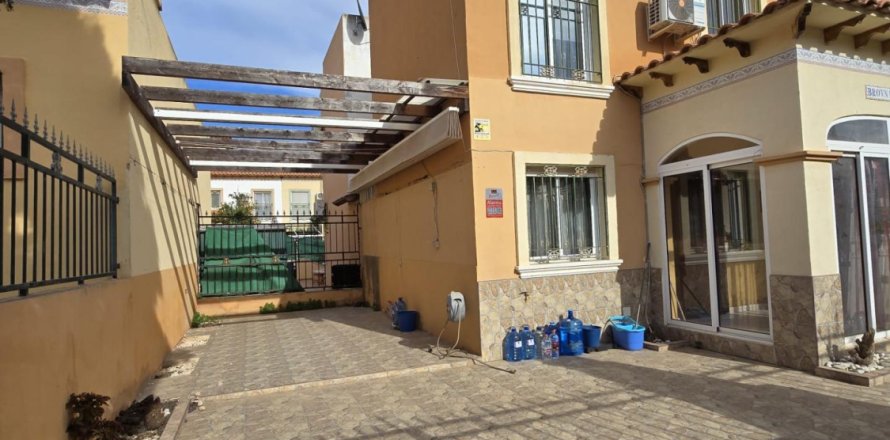 Penthauss Torrevieja, Alicante, Spānijā 72 m2 Nr. 165932