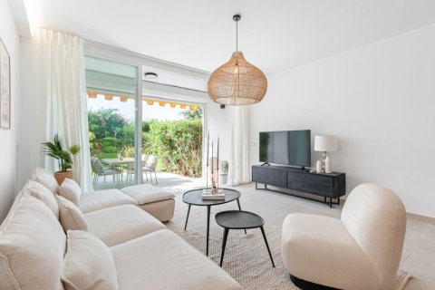 Townhouse for sale Nueva Andalucia, Malaga, Spain 3 bedrooms, 143 sq.m. No. 138169 - photo 1