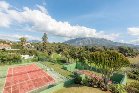 Townhouse for sale Nueva Andalucia, Malaga, Spain 3 bedrooms, 143 sq.m. No. 138169 - photo 17