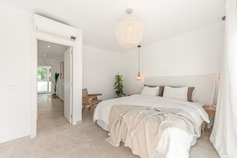 Townhouse for sale Nueva Andalucia, Malaga, Spain 3 bedrooms, 143 sq.m. No. 138169 - photo 10