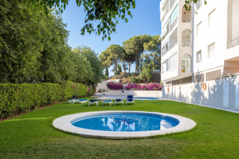 Apartment for sale Nueva Andalucia, Malaga, Spain 2 bedrooms, 58 sq.m. No. 138171 - photo 1