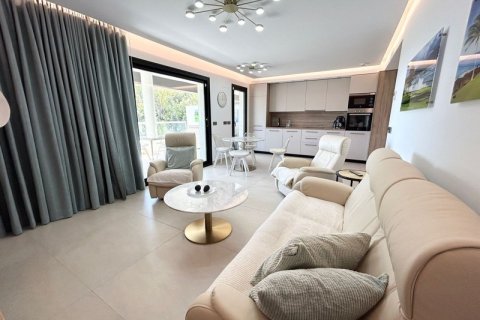 Lägenhet till salu La Quinta, Malaga, Spanien 3 sovrum, 175 kvm. Nr. 138168 - foto 9