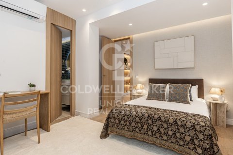 Apartment à vendre à Madrid, Espagne, 4 chambres, 185 m2 No. 178692 - photo 5