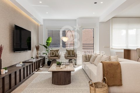Apartment à Madrid, Espagne 4 chambres, 185 m2 No. 178692