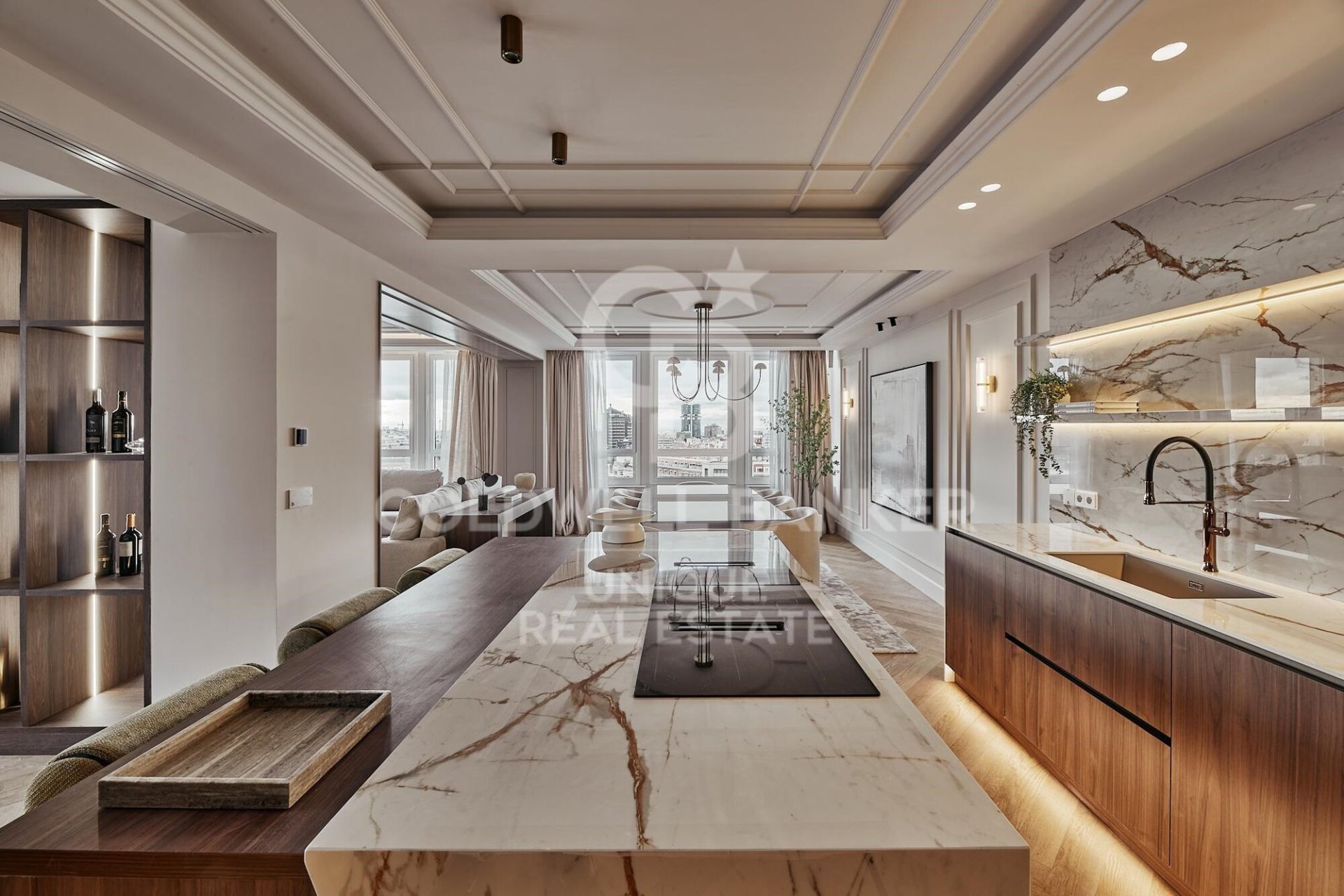 Apartamento en Madrid, España 5 dormitorios, 339 m2 No. 178695