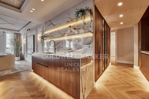 Apartment à vendre à Madrid, Espagne, 5 chambres, 339 m2 No. 178695 - photo 3