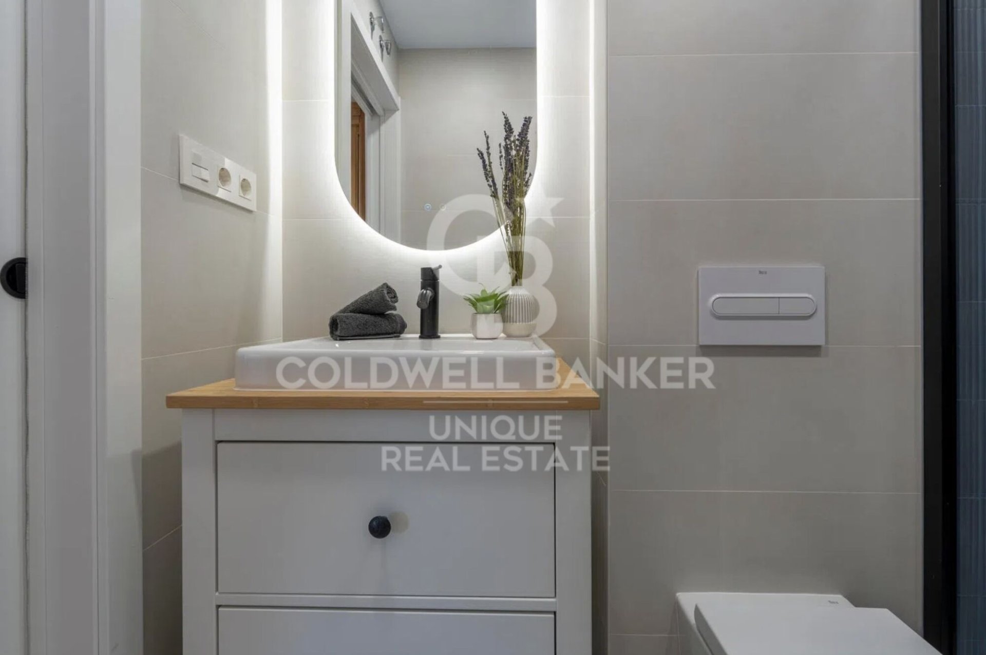 Dzīvoklis Madrid, Spānijā 3 istabas, 145 m2 Nr. 178693