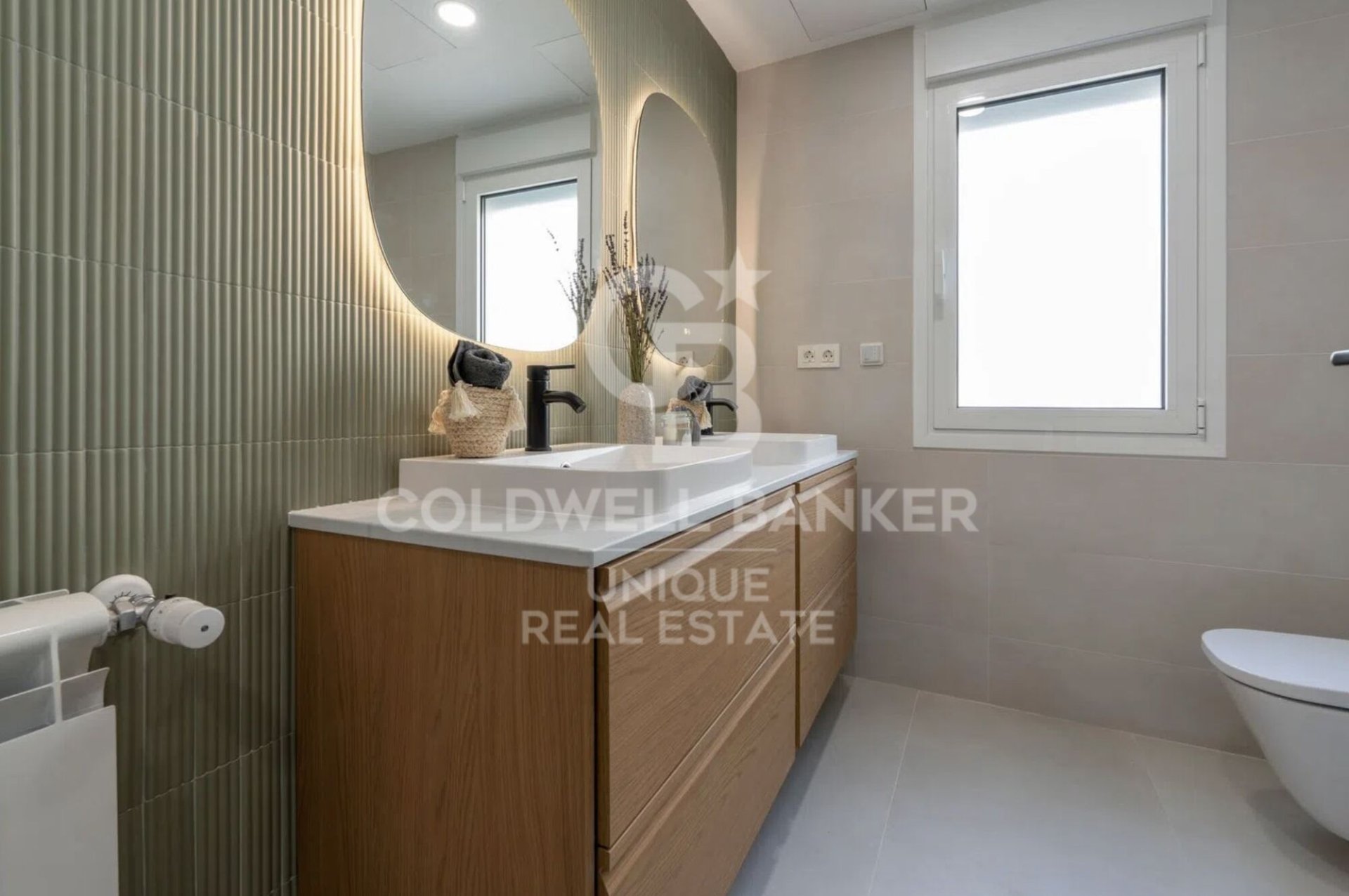 Dzīvoklis Madrid, Spānijā 3 istabas, 145 m2 Nr. 178693