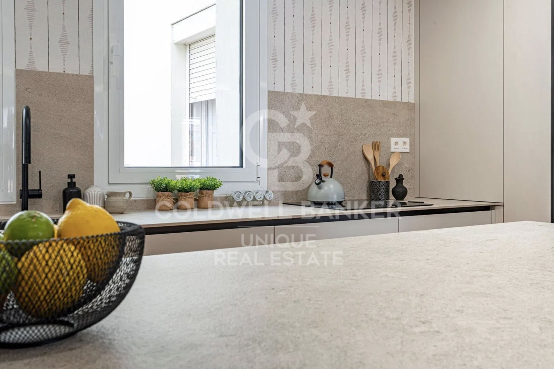 Dzīvoklis Madrid, Spānijā 3 istabas, 145 m2 Nr. 178693