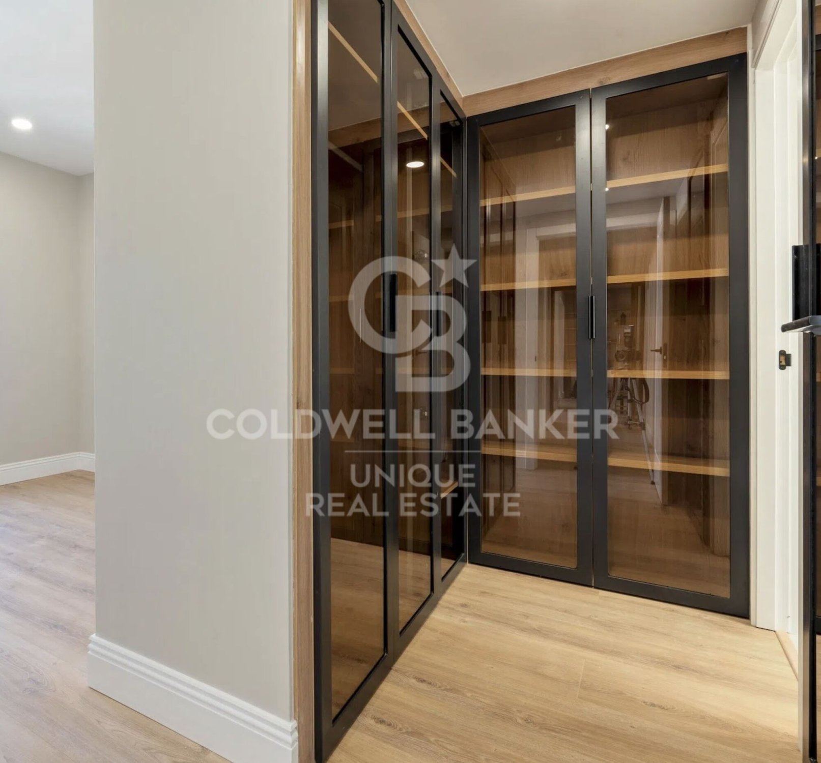 Dzīvoklis Madrid, Spānijā 3 istabas, 145 m2 Nr. 178693