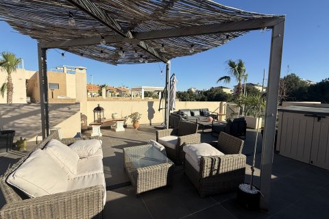 Villa zum Verkauf in La Zenia, Alicante, Spanien 3 Schlafzimmer, 72 m2 Nr. 155052 - Foto 25