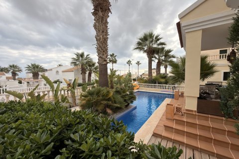 Villa zum Verkauf in Alicante, Spanien 3 Schlafzimmer, 120 m2 Nr. 155055 - Foto 10