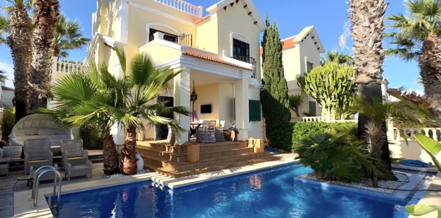 Villa in Alicante, Spanien 3 Schlafzimmer, 120 m2 Nr. 155055