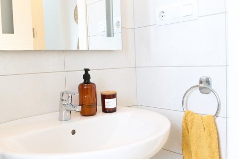 Radhus till salu i Torrevieja, Alicante, Spanien 2 sovrum, 81 kvm. Nr. 155056 - foto 25