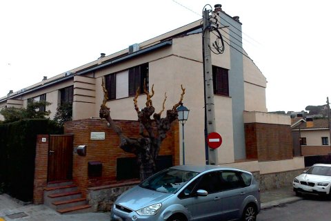 Гараж в Кабрильс, Барселона, Испания 34м2 №191563