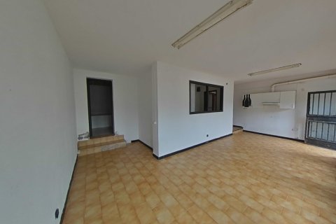 Casa in vendita a Sant Llorenc Savall, Barcelona, Spagna 4 camere da letto, 229 mq. N° 191561 - foto 3