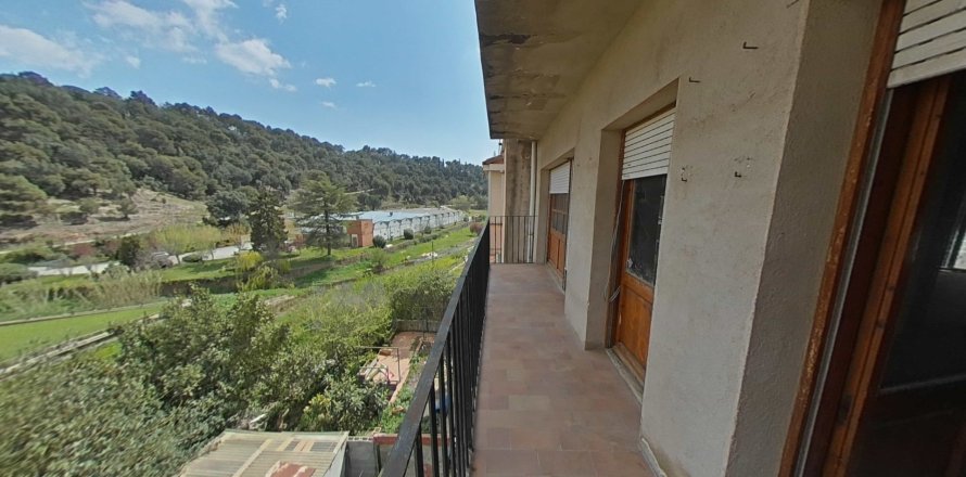 Casa a Sant Llorenc Savall, Barcelona, Spagna 4 camere da letto, 229 mq. N° 191561