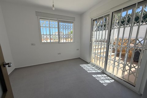 Villa till salu i Torrevieja, Alicante, Spanien 5 sovrum, 230 kvm. Nr. 189744 - foto 18