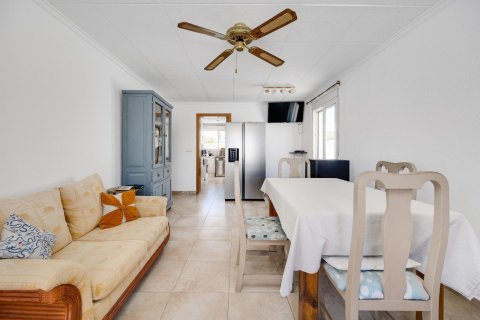 Villa à vendre à La Marina, Alicante, Espagne, 3 chambres, 121 m2 No. 189739 - photo 19