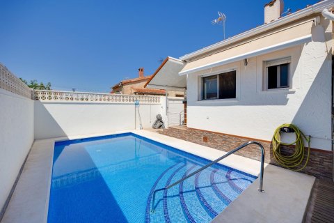 Villa à vendre à La Marina, Alicante, Espagne, 3 chambres, 121 m2 No. 189739 - photo 12