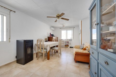 Villa à vendre à La Marina, Alicante, Espagne, 3 chambres, 121 m2 No. 189739 - photo 16