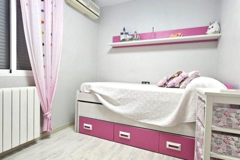 Townhouse for sale in La Florida, Alicante, Spain 6 bedrooms, 160 sq.m. No. 189741 - photo 18