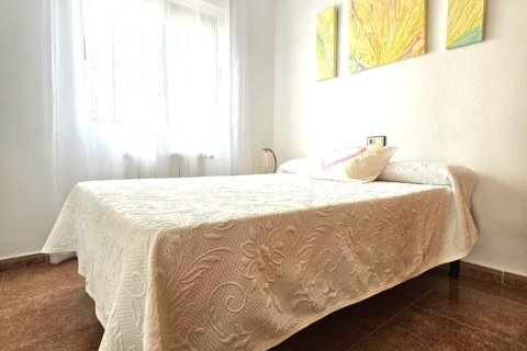 Townhouse for sale in La Florida, Alicante, Spain 6 bedrooms, 160 sq.m. No. 189741 - photo 15