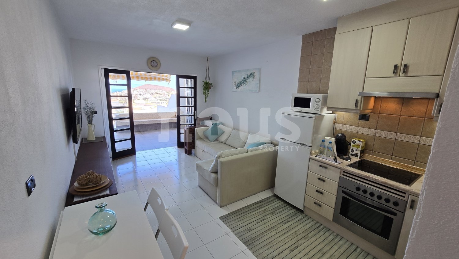 Paritalo Los Cristianos, Tenerife, Espanja 2 makuuhuonetta, 94 m2 No. 109813