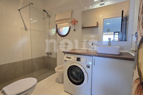 Duplex for sale Los Cristianos, Tenerife, Spain 2 bedrooms, 94 sq.m. No. 109813 - photo 11