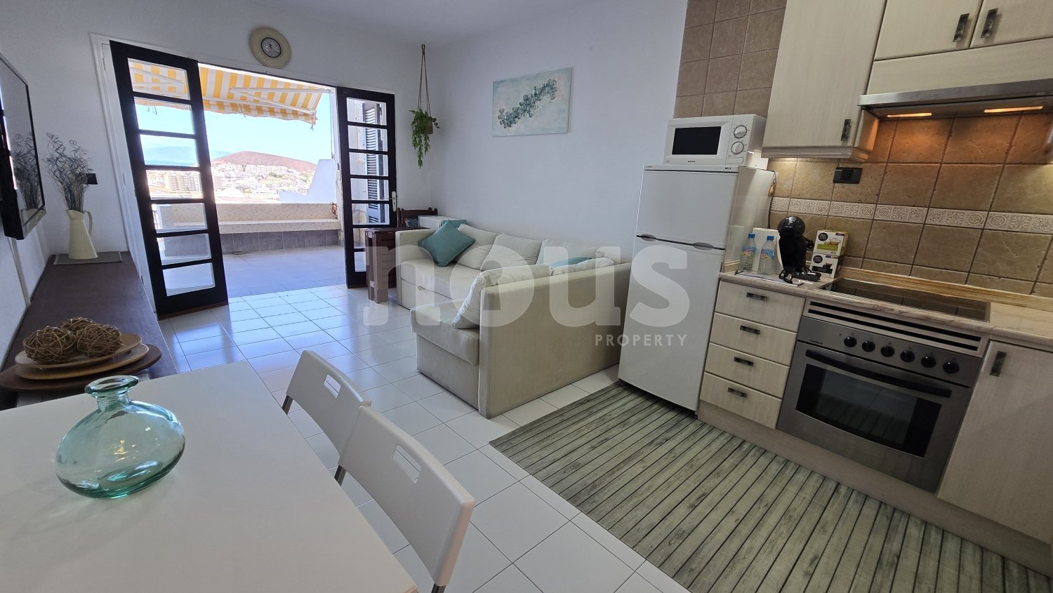 Paritalo Los Cristianos, Tenerife, Espanja 2 makuuhuonetta, 94 m2 No. 109813
