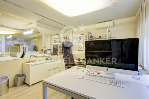 Duplex zum Verkauf in Barcelona, Spanien 354 m2 Nr. 160417 - Foto 8