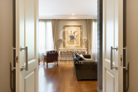 Wohnung zum Verkauf in Barcelona, Spanien 3 Schlafzimmer, 226 m2 Nr. 160414 - Foto 6