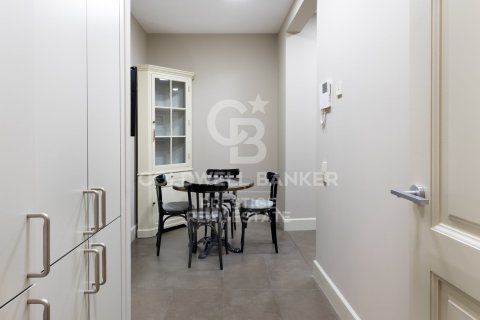 Wohnung zum Verkauf in Barcelona, Spanien 3 Schlafzimmer, 226 m2 Nr. 160414 - Foto 12