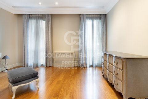 Wohnung zum Verkauf in Barcelona, Spanien 3 Schlafzimmer, 226 m2 Nr. 160414 - Foto 18