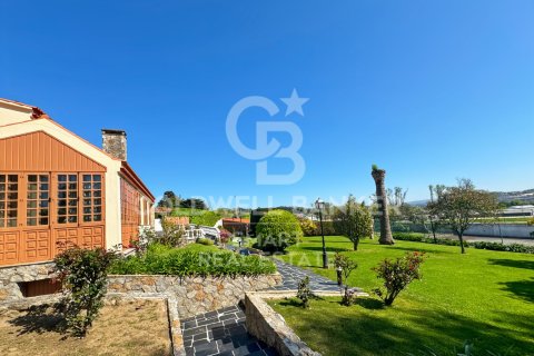 House à vendre à Oleiros, A Coruna, Espagne, 7 chambres, 400 m2 No. 160415 - photo 4